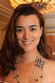 Drop a red heart if you "Love" me ! autl