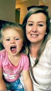 Mother left red faced when her three-year-old daughter puts up her middle  finger to the camera