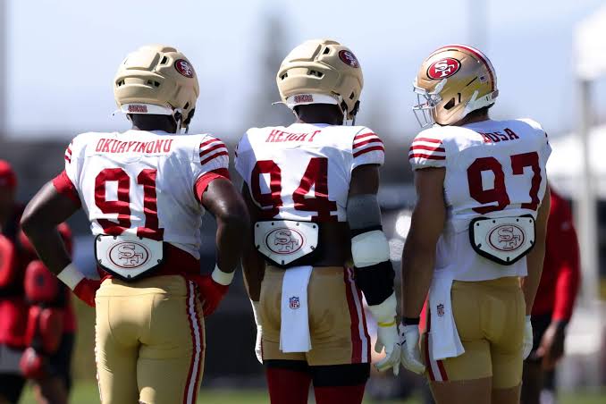 Early 49ers training camp trends: CB, LB groups look fierce; DE already an  issue - The Athletic