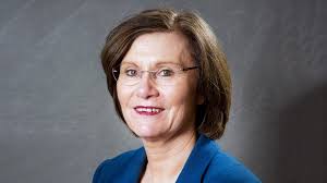 Eileen McMorrow (Impress73@)