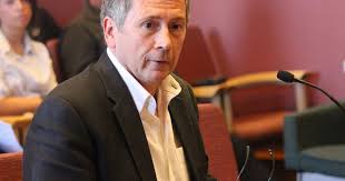 Fenik urges hospital unions to 'hold the line'