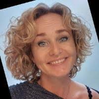 Sandy Jansen's Instagram, Twitter & Facebook