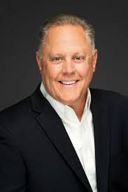 Becky Ruark's Instagram, Twitter & Facebook