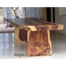 Si vous avez un penchant pour le look indus, misez sur une table basse réunissant le métal et le bois. Table En Bois Massif