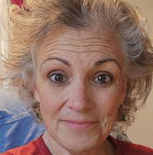 How to create custom cake toppers with writing?