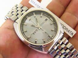 Coba lihat katalog jam dinding seiko original harganya mulai rp 30.000 tersebar di berbagai toko online, bandingkan jual jam tersedia katalog harga jam dinding seiko original terbaru dengan harga murah diberbagai toko online tentunya cukup bikin pusing kita mana jam dinding seiko. Maximuswatches Jual Beli Jam Tangan Second Baru Original Koleksi Jam Maximus Www Maximuswatches Com Seiko 5 Silver Dial Kanji Date Automatic 6119 7183 Sold