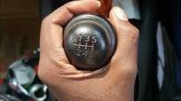 Toyota Hilux 2016 GD 6 Manual gear shift Tutorial.(6 speed)