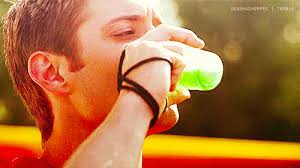 Jensen ackles family jensen ackles jared padalecki jared and jensen smallville dean winchester winchester brothers misha collins super natural perfect man. Jason Teague Jensen Ackles Smallville Gif Find On Gifer