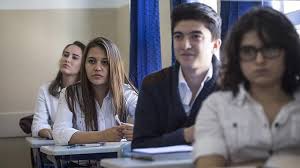 Sayfanın devamında bu konu hakkında merak edilen soruların yanıtlarını bulabilirsiniz. Izmir De Kac Tane Nitelikli Lise Var Iste 2021 Izmir Lise Taban Puanlari Ve Yuzdelik Dilimleri Egitim Haberleri