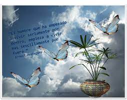 Una réplica de la azul y oro. Frases De Inicio De Semana Gabriel Garcia Marquez