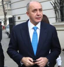 Este fiul profesorului universitar aurel popoviciu de la facultatea de medicină veterinară din cadrul universităţii de ştiinţe agronomice din bucureşti. Puiu Popoviciu Condamnat Definitiv La 7 Ani Inchisoare In Dosarul Terenurilor Din BÄƒneasa Cursdeguvernare Ro Cursdeguvernare Ro
