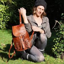 We did not find results for: Sac A Dos Artisanal Vintage En Cuir Naturel De Chevre