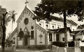 Namun, gereja ini selalu menjadi tempat ibadah idaman bagi umat katolik di indonesia karena bangunannya yang ala eropa. Sejarah Manusia Sejarah Keberadaan Gereja Di Indonesia Tempat Ibadah Umat Kristen