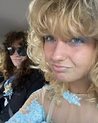 Alex Nied's Instagram, Twitter & Facebook