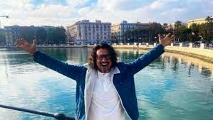 Le ultime puntate di provincia capitale. Alessandro Borghese In Tv La Puntata Su Bari 4 Ristoranti Si Sfidano Sul Crudo Di Mare La Repubblica
