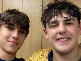 Colonial League football: Notre Dame-GP's Ludlow brothers having time of  their lives