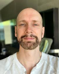 Nigel Stanford's Instagram, Twitter & Facebook