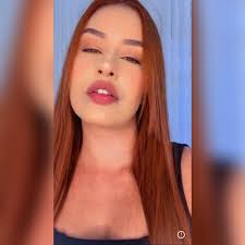 Miriam Calixto's Instagram, Twitter & Facebook