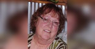 Wayne Hinton's Instagram, Twitter & Facebook