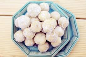 Bahan bahan doh 1 gelas tepung gandum (lebih kurang 200g) 1 gelas tepung jagung gelas gula halus. Resepi Biskut Makmur Susu Sukatan Cawan Sedap Cair Di Mulut