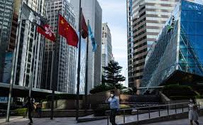 The hong kong dollar banknotes are therefore fully backed by us dollars held by the exchange fund. What The Proposed Immigration Law For Hong Kong Is And Why It S Worrying