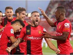 Последние твиты от real mallorca (@rcd_mallorca). Mallorca 3 Deportivo La Coruna 0 3 2 Agg Extraordinary Comeback Seals La Liga Return Sportstar