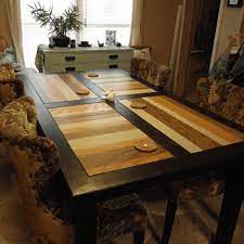 Make the table top a standard dining room table is around 6 feet by 4 feet, but make sure to measure the available space in your dining room and adjust these measurements accordingly. 13 Free Dining Room Table Plans For Your Home