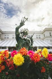Due to public health & safety concerns regarding covid 19, we have made the difficult decision to cancel the 2021 show. Newport Flower Show 2018 Photos Martha Stewart At Newport Flower Show At Rosecliff
