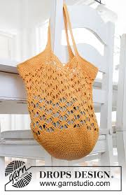 Joining yarn in knitting how to add a new ball of yarn. Pineapple Tote Drops 200 35 Free Crochet Patterns By Drops Design