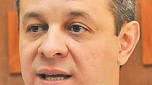 Rector de la UNA confirma a criticado decano de Ingeniería