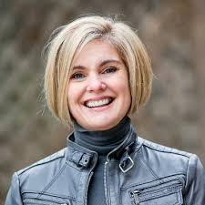 Kristine Oakey (@oakeyk)