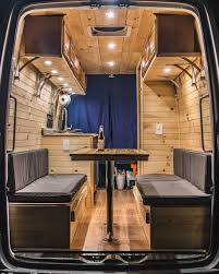 Tous appartiennent aux collections 2021. Camping Car Avec Salon Petit Amenagement Camionette Amenagement Camping Car Petit Fourgon Amenage