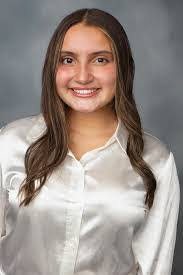 Beth Bode's Instagram, Twitter & Facebook