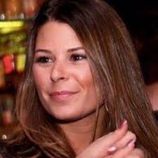 Lindsay Krug's Instagram, Twitter & Facebook