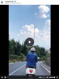 E così l'utente iretnac su youtube si è divertito a ricreare la scena della vespa del film caro diario, diretto da nanni moretti uscito nel 1993, all'interno del noto videogioco grand theft auto 5 (gta). Wide Magazine