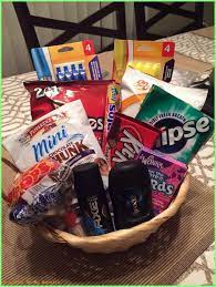 Graduation is a huge milestone in everyone's life. Graduation Gift Ideas For Boyfriend Graduating From College Abschlussgeschenkideen Fur Den Freund Der Vom College Graduiert Gift Ideas Unique Diy Christmas Gifts For Men Graduation Gift Basket Christmas Gift Baskets Diy