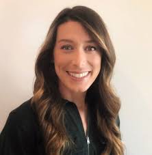 Courtney Bechtel's Instagram, Twitter & Facebook