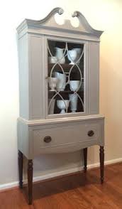 Vintage China Cabinet Painted In Annie Sloan French Linen Chalk Paint Painted Furniture Vintage China Cabinets Antique China Cabinets Furniture