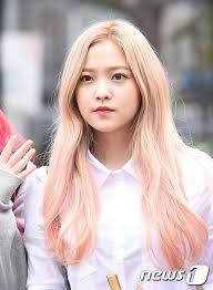 Instiz Female Idols Who Had Pink Ombre Hair Pann좋아 Pink Hair Pink Ombre Hair Hair Color Pink
