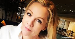 Jennie Garth Claps Back at Haters Who Shamed Her for Not Paying Tribute to  the Late Luke Perry