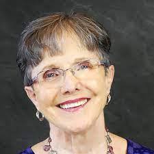 Sandra Hopper's Instagram, Twitter & Facebook