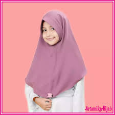 Kerudung tersebut diberi nama kirana instant scarf. Promo Jilbab Khimar Anak Usia 7 15 Tahun Simpel Pet Bergo Termurah Artamika Hijab Shopee Indonesia