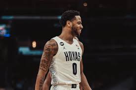 The georgetown university men's basketball team, which, like all sports teams at georgetown university, is named the georgetown hoyas, is a basketball program in the ncaa division i big east conference. Men S Basketball Pulls Off 73 72 Comeback Victory At St John S The Georgetown Voice