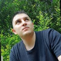 100+ perfiles de «Arango Duque»