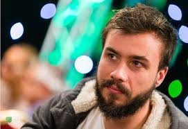 Interviu 39 Cristian Dan, jucator profesionist de poker, aflat la microfon  astazi alaturi de Iulian Doroftei pentru a comenta FT HR €50K Praga!