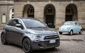 The fiat 500 is the most stylish city car to go on sale since the previous fiat 500 in 1957. The All New Electric Fiat 500 Plays A Melody To Pedestrians As You Drive