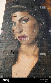 Aaliyah hi-res stock photography and images