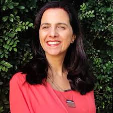 Daniela Zanatta's Instagram, Twitter & Facebook