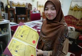 Abdullah fahmi che nor memperoleh 92.09 markah, manakala suhailah zulkifly mendapat 92.05 markah. Nor Farhatul Fairuzah Panut Johan Tilawah Dan Menghafaz Al Quran Peringkat Antarabangsa Ke 61 Umno Bn Dlm Pru 15 Merampas Kelantan Terengganu Dgn Selesa