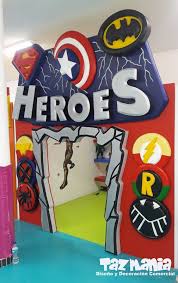 Decoracion Comercial Fachada Exterior E Interior Juegos Para Ninos En B Fiesta De Cumpleanos Del Superheroe Decoraciones De Super Heroes Fiesta De Super Heroes